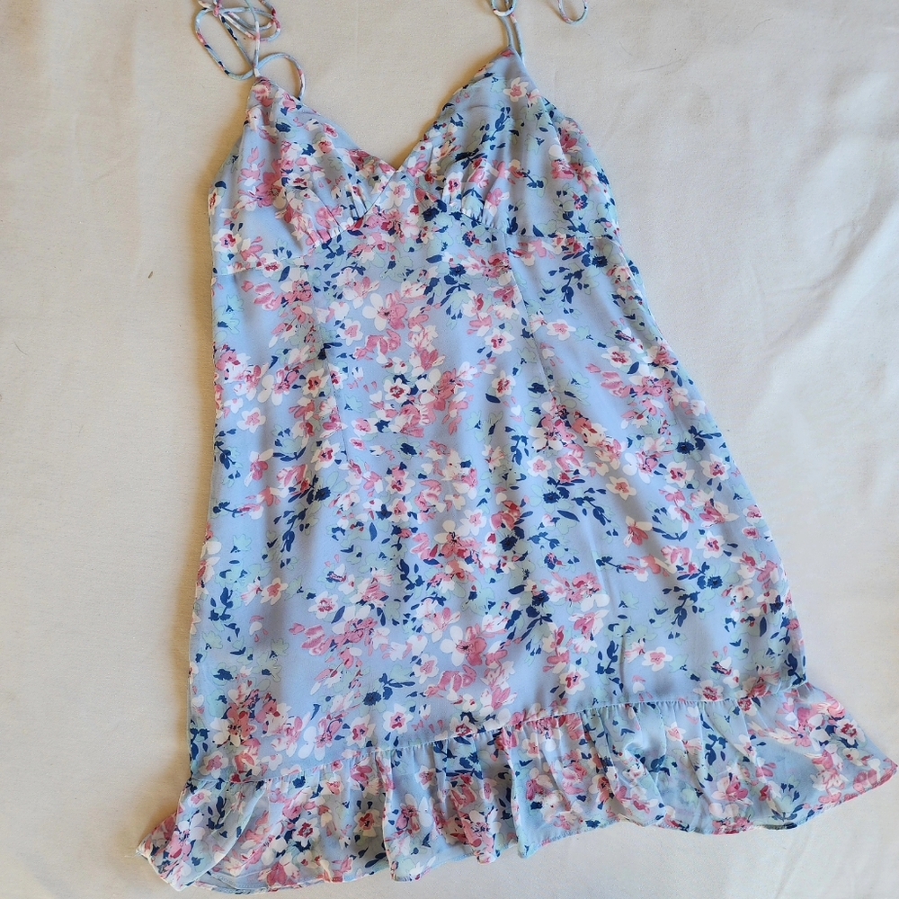Blue dress with pink flowers, perfect for summer size 12, fits M/L